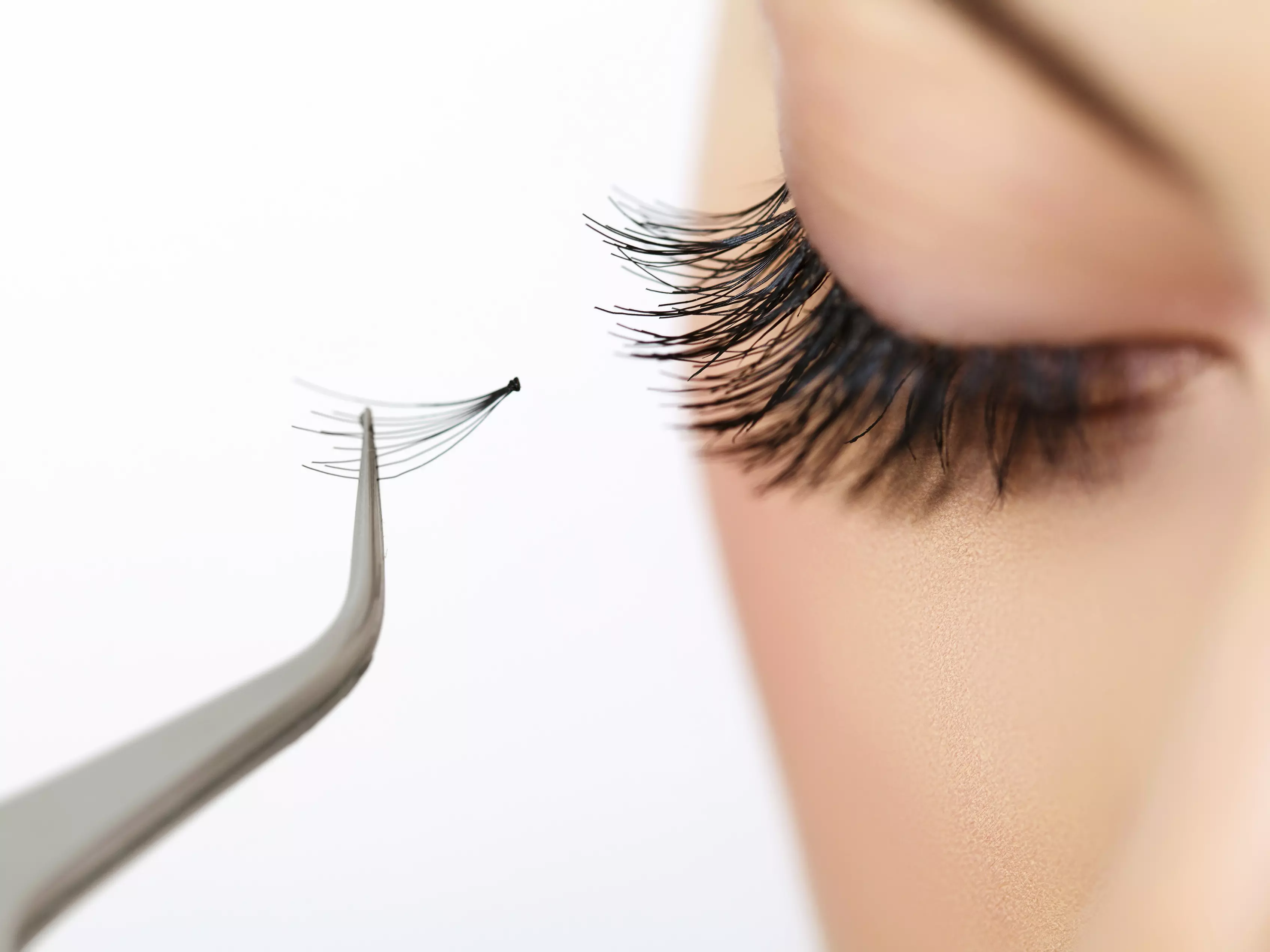 Lash Lifting